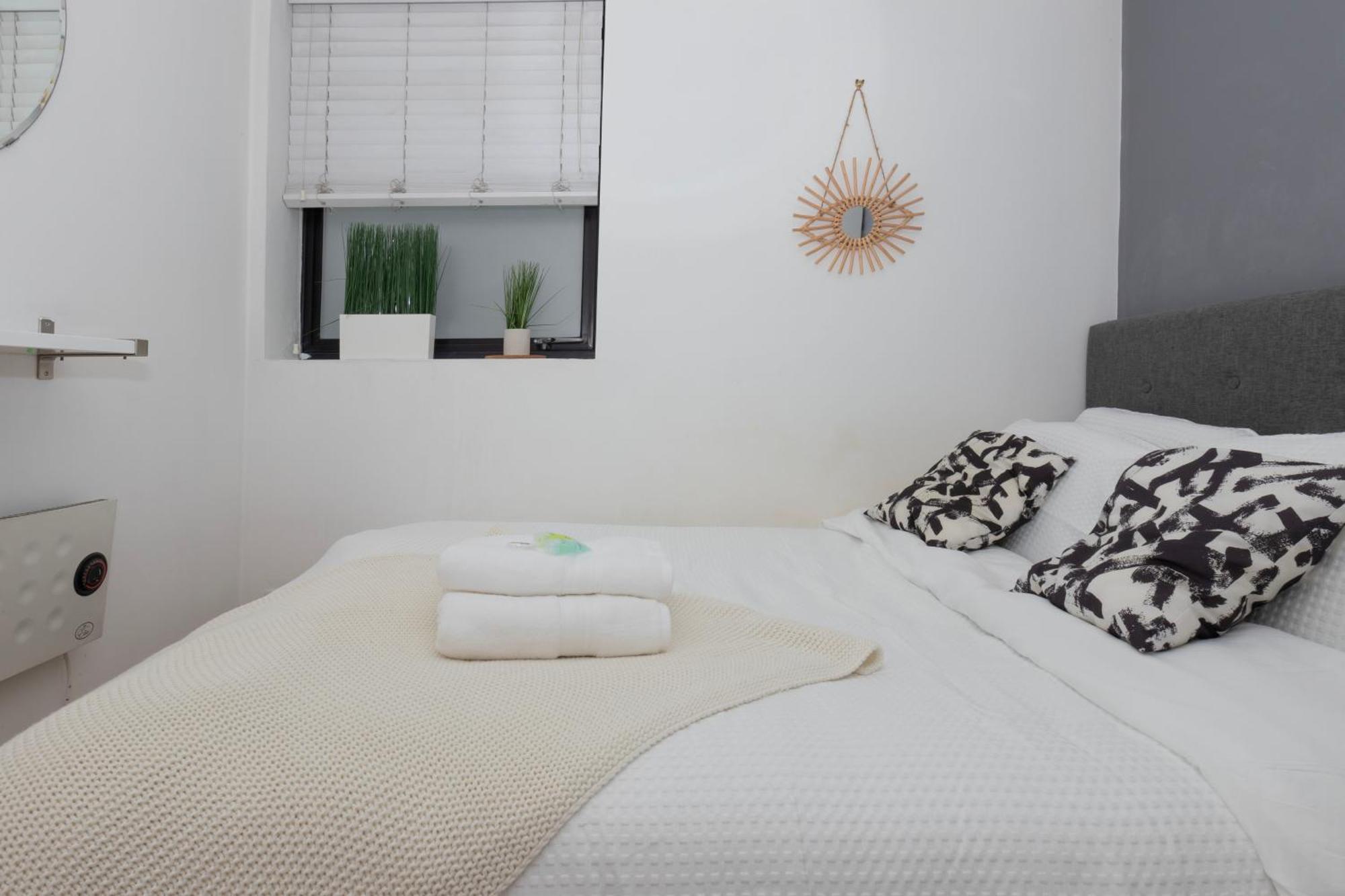 Cosy Ground Floor Apartment London Bagian luar foto